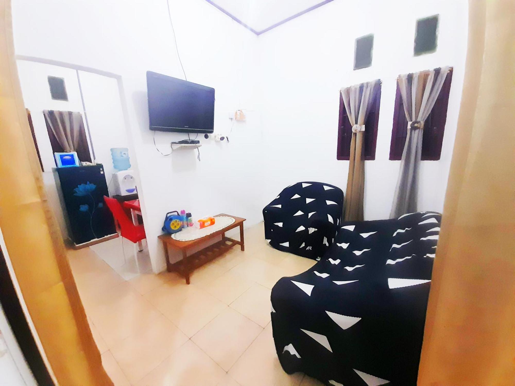 Baronda Guest House Sorong Exterior foto
