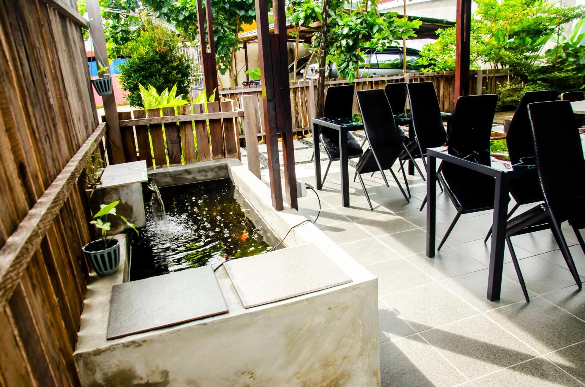 Baronda Guest House Sorong Exterior foto